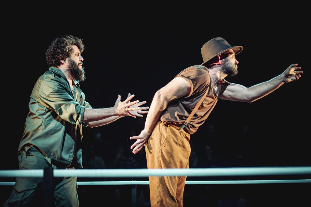 نمایش چه مهران رنج بر