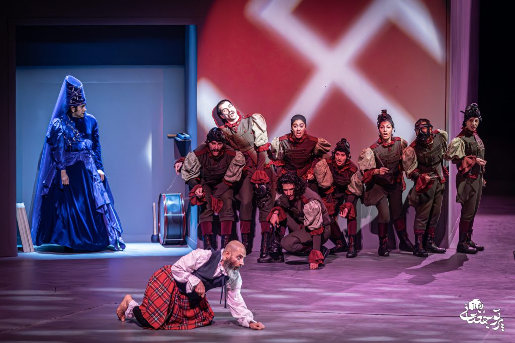 نمایش چاپلین مهران رنج بر